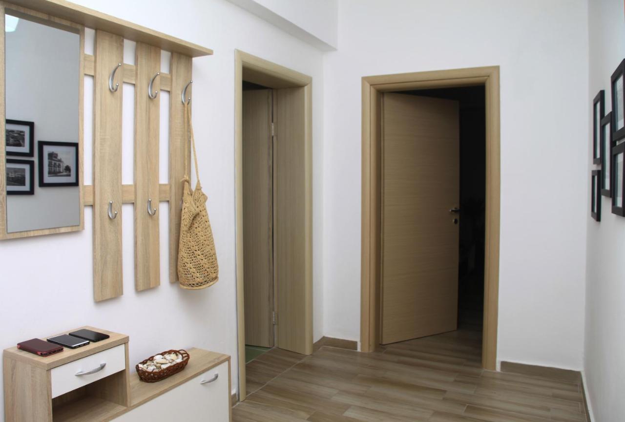 Old Town Boulevard Apartment In City Center Дуррес Экстерьер фото
